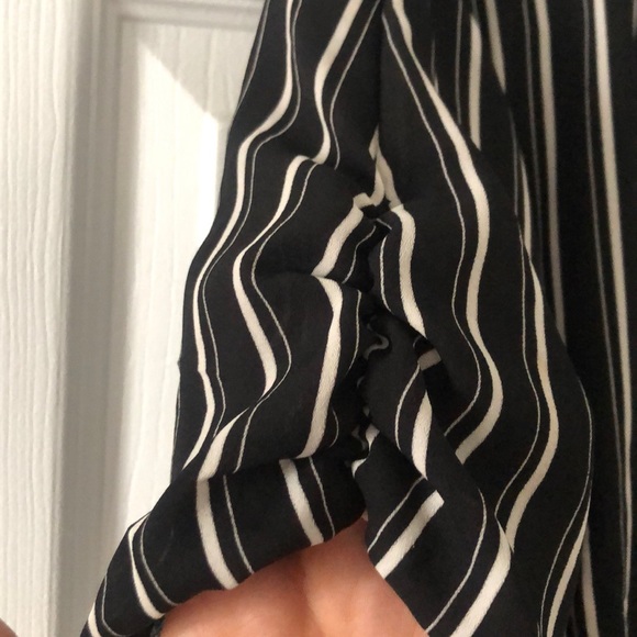 Romper - Picture 2 of 6